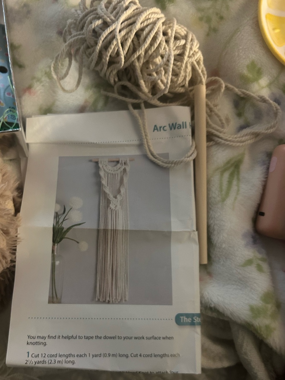 Keychain Kit / macramé kit - Picture 2 of 2